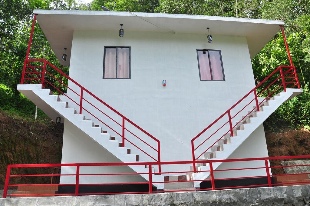Sunleo Spice Villas & Homestay Мунар Екстериор снимка